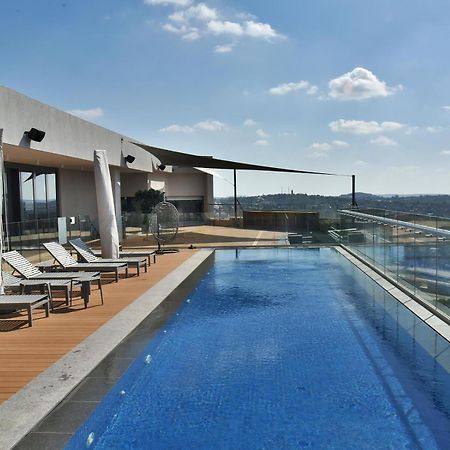 Menlyn Maine Luxury Rentals Pretoria-Noord Eksteriør billede