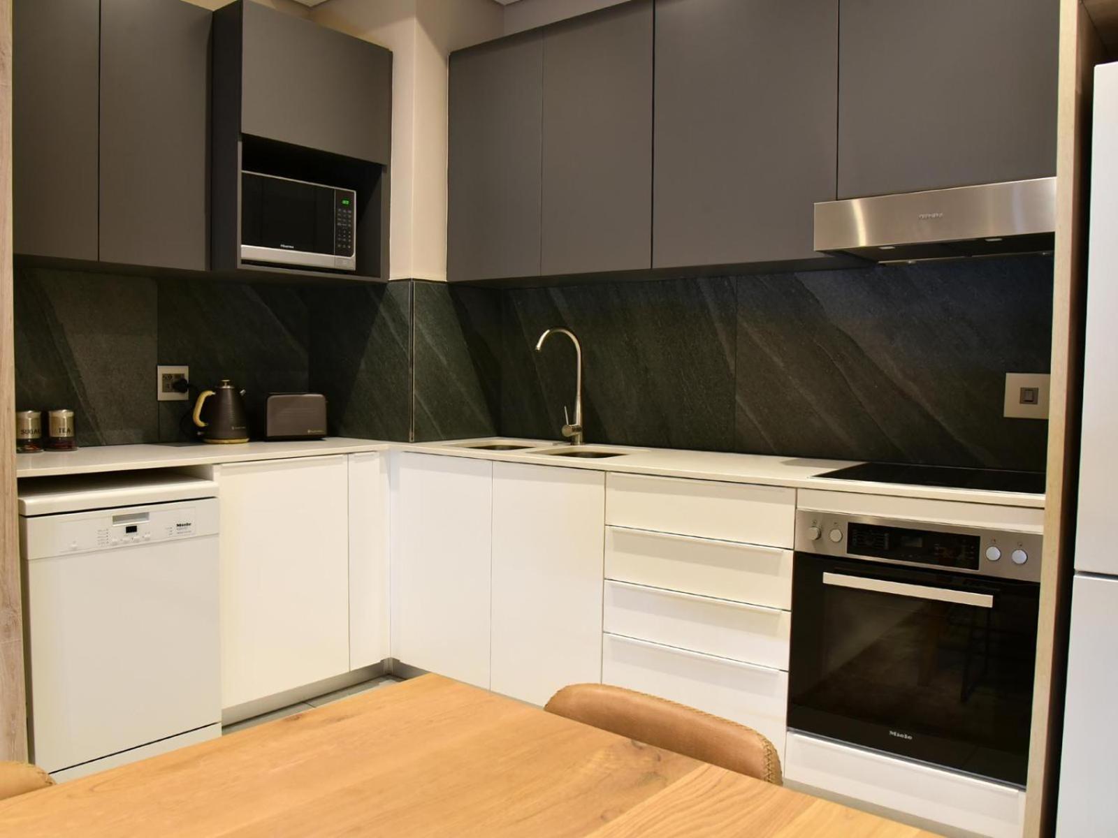 Menlyn Maine Luxury Rentals Pretoria-Noord Eksteriør billede