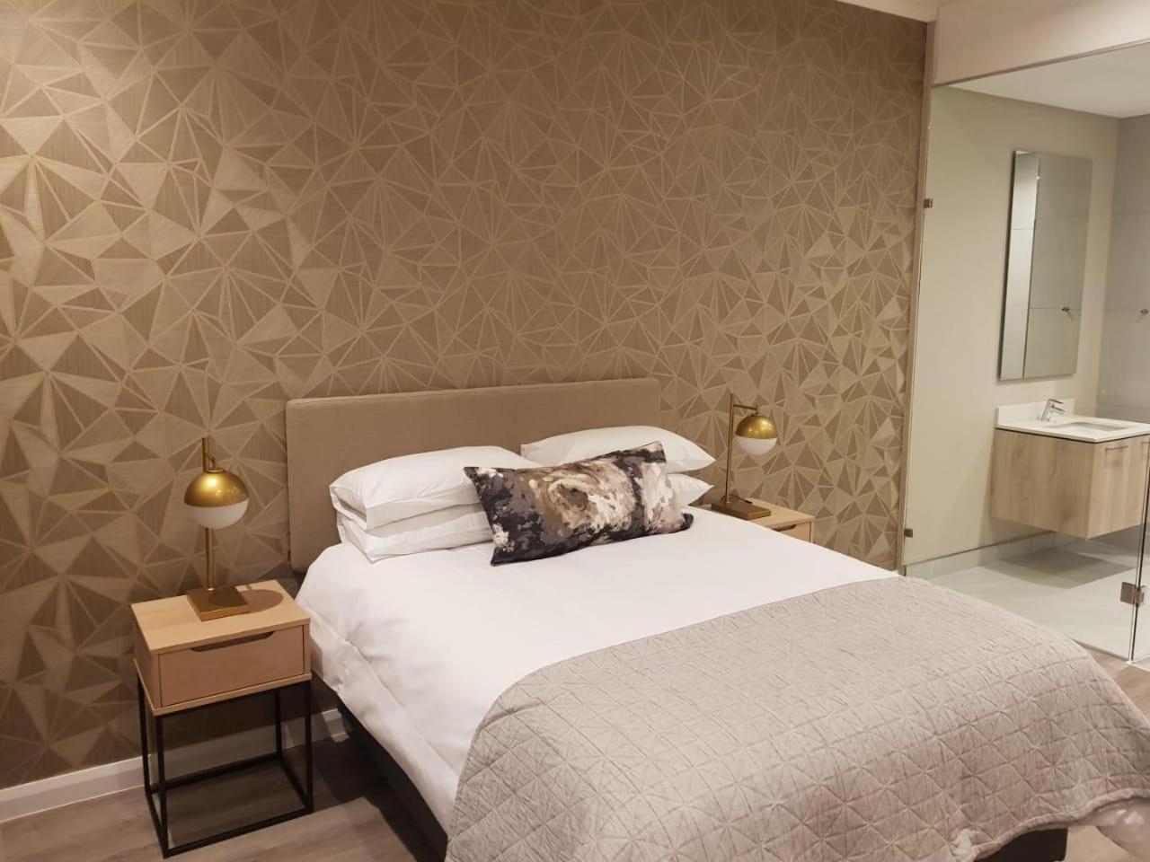 Menlyn Maine Luxury Rentals Pretoria-Noord Eksteriør billede