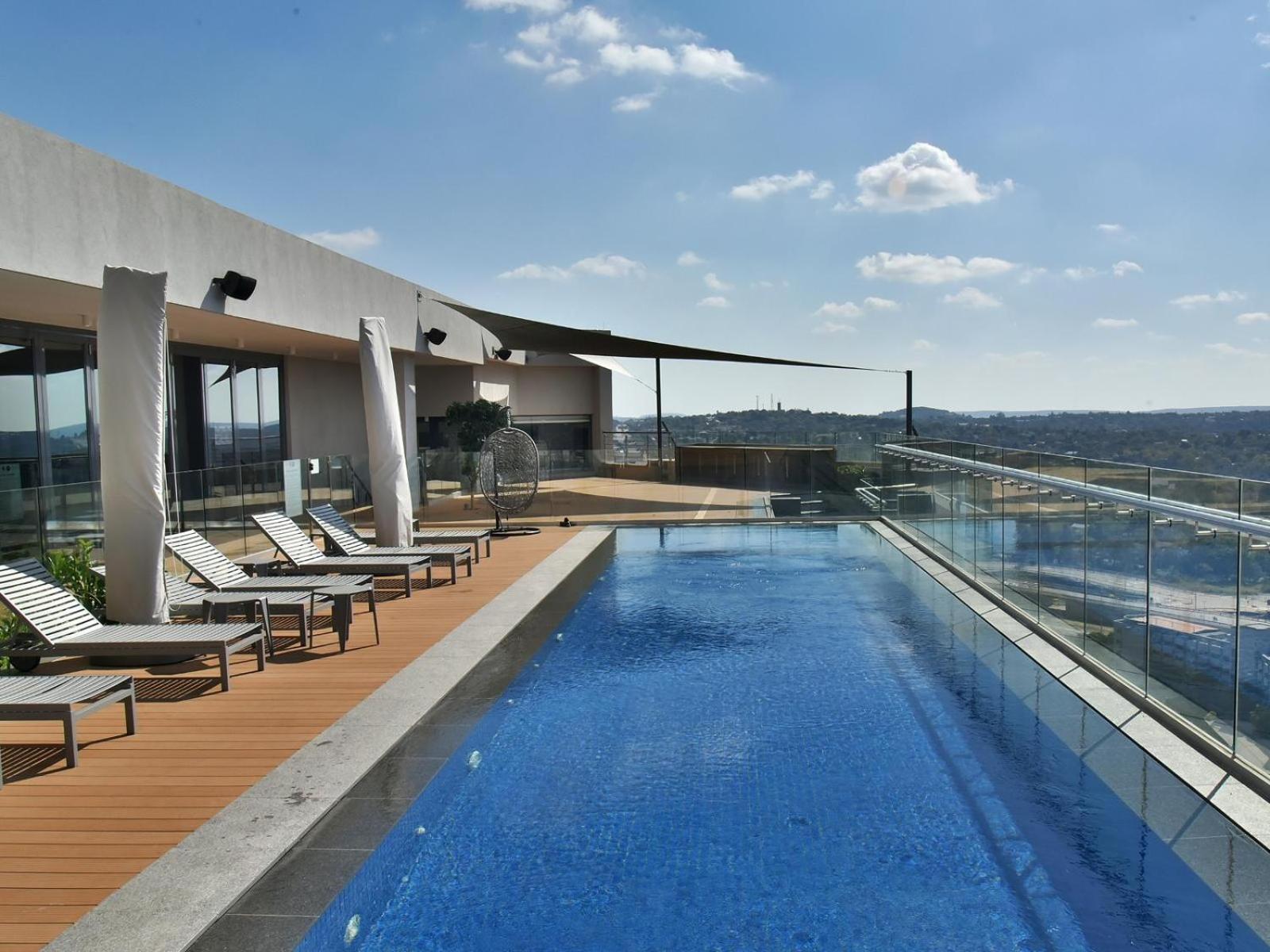 Menlyn Maine Luxury Rentals Pretoria-Noord Eksteriør billede