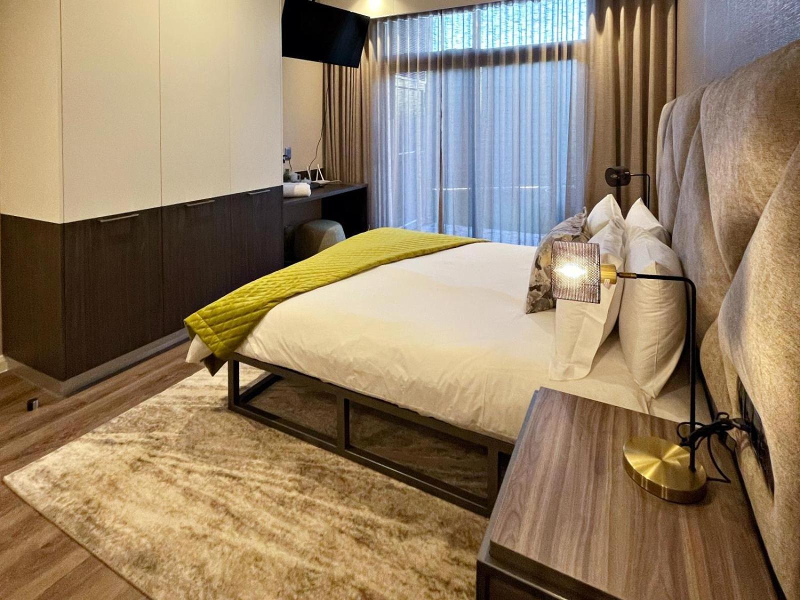 Menlyn Maine Luxury Rentals Pretoria-Noord Eksteriør billede